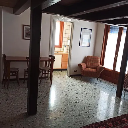 شقة Civico94 *